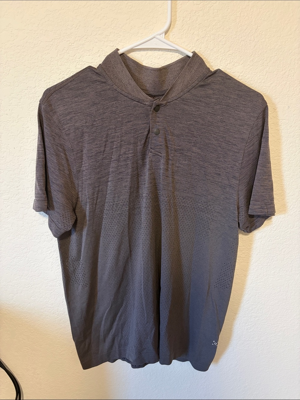 Lululemon Men’s Metal Vent Breathe Polo Medium